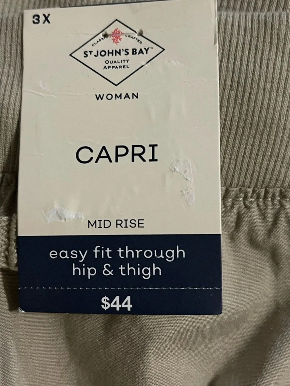 ST. JOHN’S BAY MID RISE CARGO CAPRI PANTS WOMENS BISCOTTI BEIGE COLOR SIZE 3X